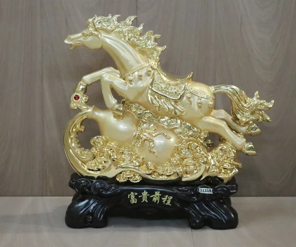 Ngựa vàng phi nước đại trên hồ lô vàng - Phú quý tiền trình G114A