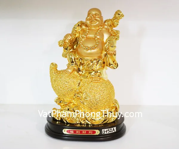 Phật di lạc vàng cầm cành đào vàng ngồi trên túi vàng lớn - Phước đáo tài đáo G152A