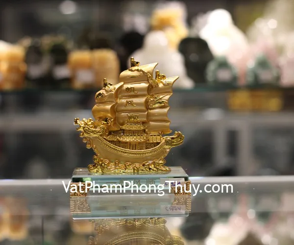 Thuyền buồm vàng đế thuỷ tinh - Nhất phàm phong thuận C192A