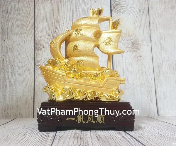 Thuyền buồm vàng bóng chở kim nguyên bảo lướt sóng vàng đế gỗ - Nhất Phàm Phong Thuận LN144