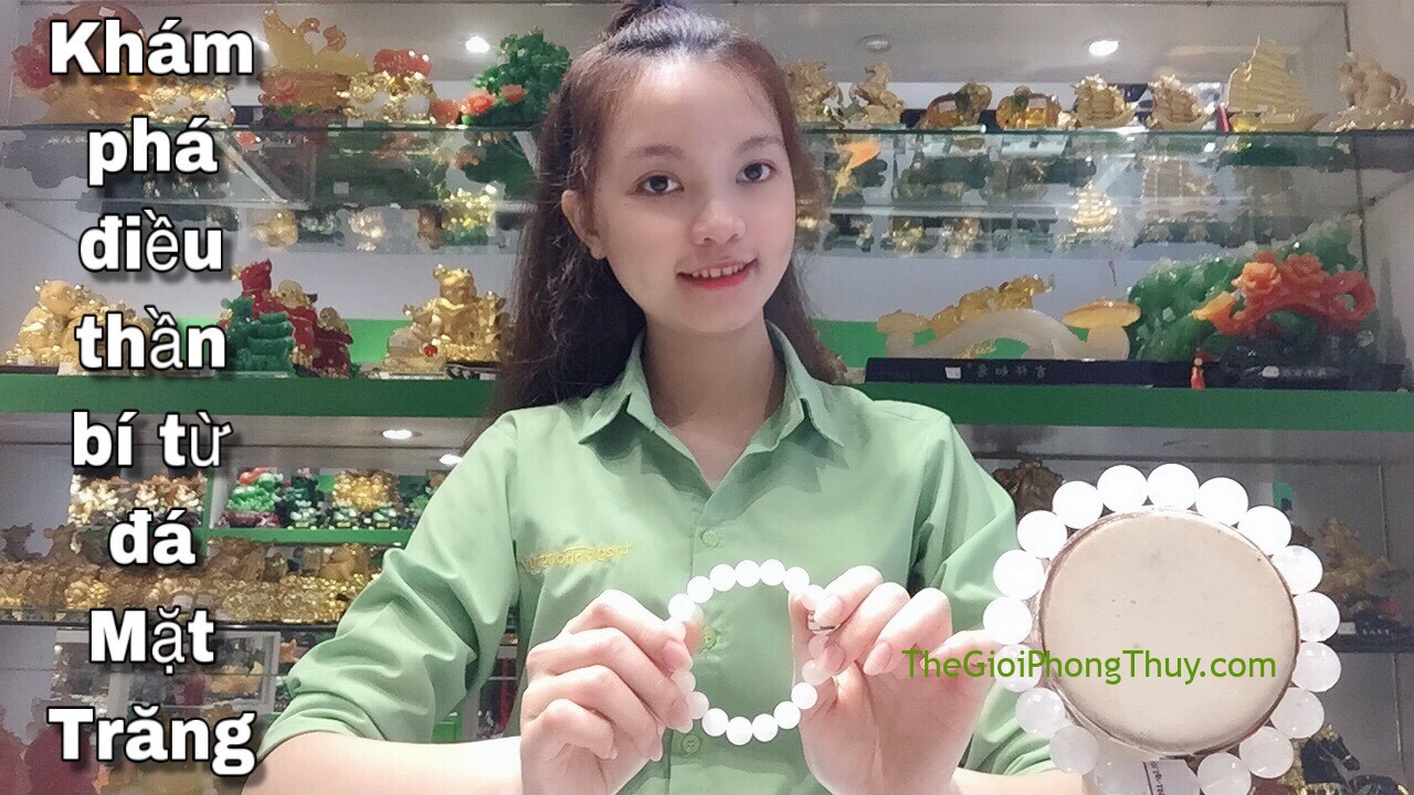 Khám phá chuỗi đeo tay đá Mặt Trăng