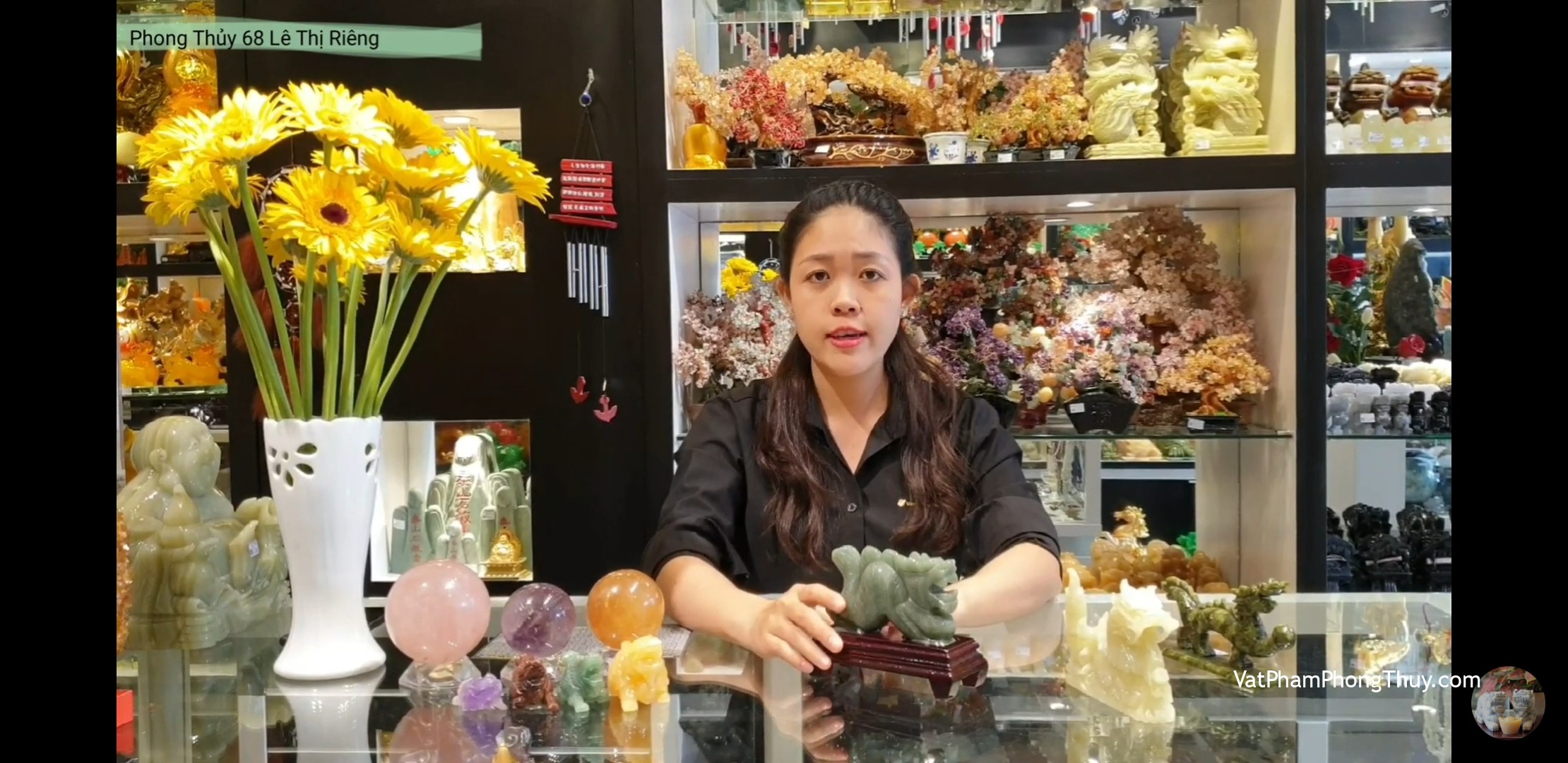 Vật phẩm đặt bàn làm việc tốt ngút ngàn cho tuổi Bính Tý 1996 nữ mạng - [Tỉ Tỉ Chuyện Phong Thủy]