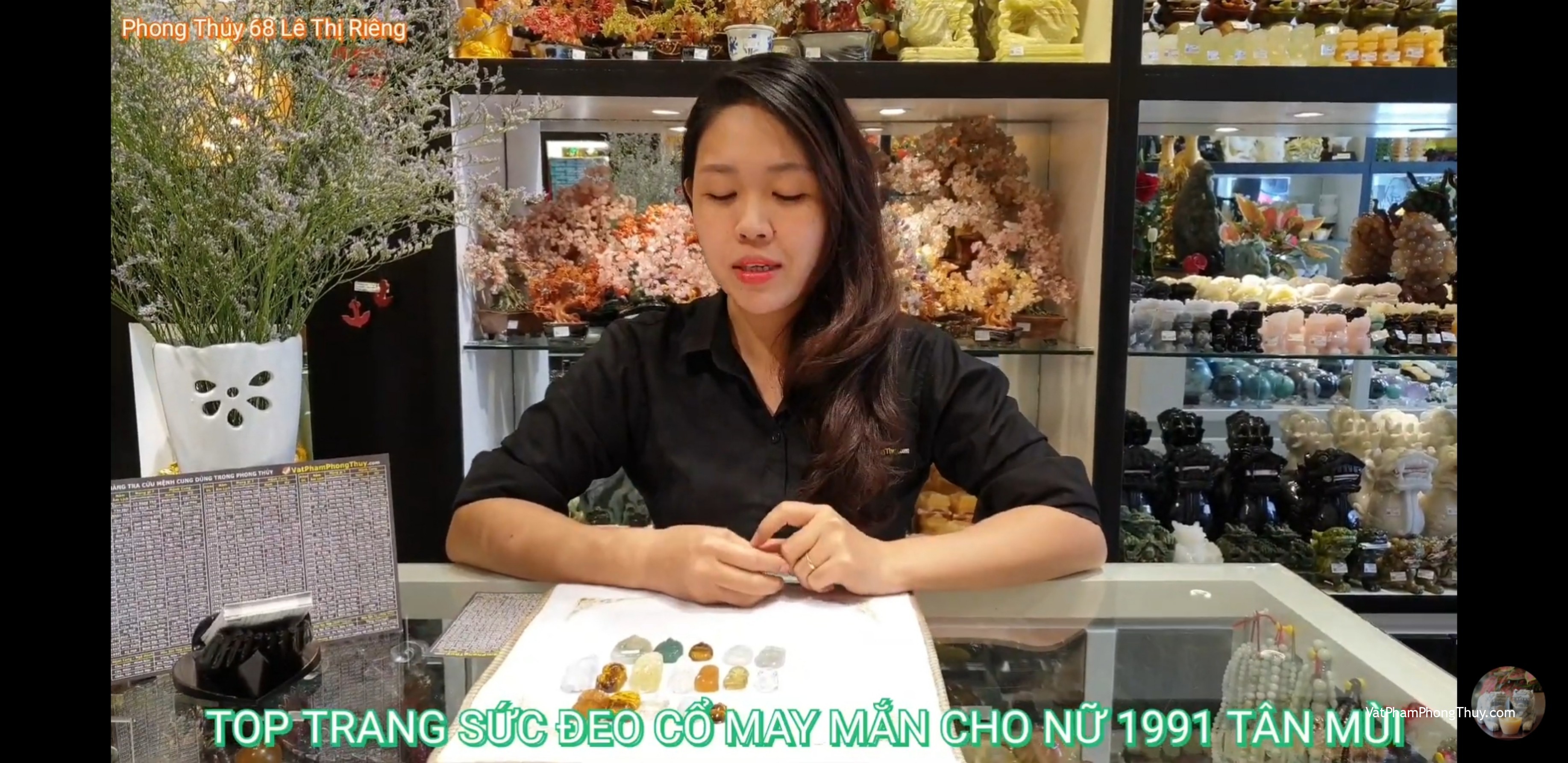 Nữ Tân Mùi 1991 đeo gì để trọn vẹn công danh, tài lộc, sức khỏe và tình duyên - [Tỉ Tỉ Chuyện Phong Thủy]