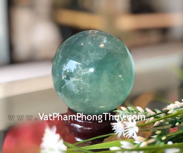 Ý nghĩa và cách sử dụng quả cầu phong thủy để tiền vào như nước