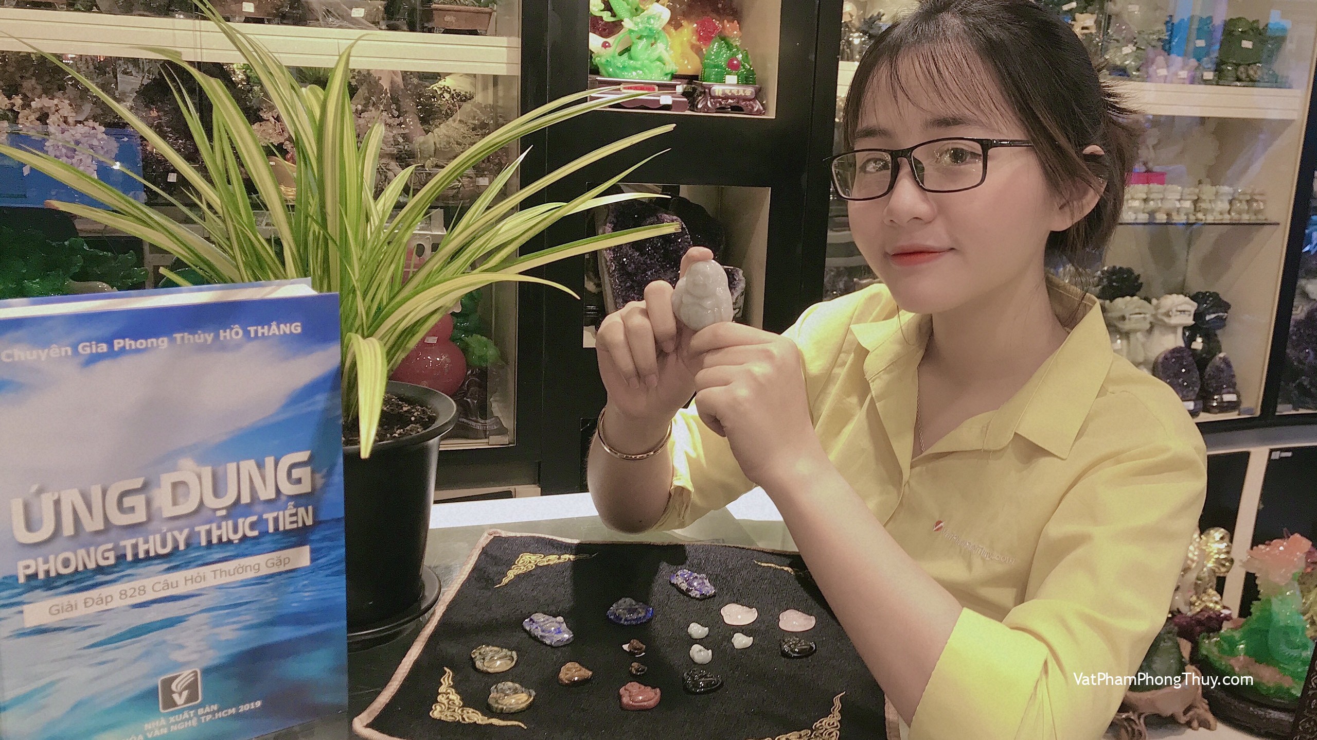 Ý nghĩa Phật Di Lặc trong trong thủy | 92